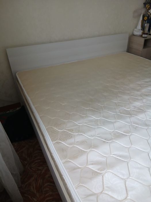 Продам кровать 2-хспальная