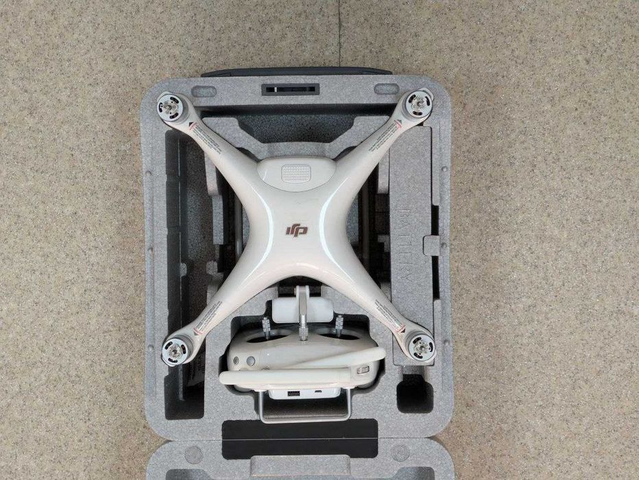 Дрон Dji Phantom 4 pro v2.0