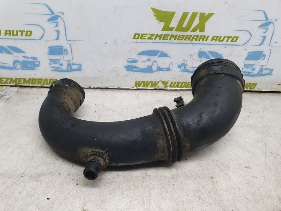 Furtun admisie 8200384878 1.9 dti f9q760 Renault Trafic 2 (facelift) (2006 - 2015)