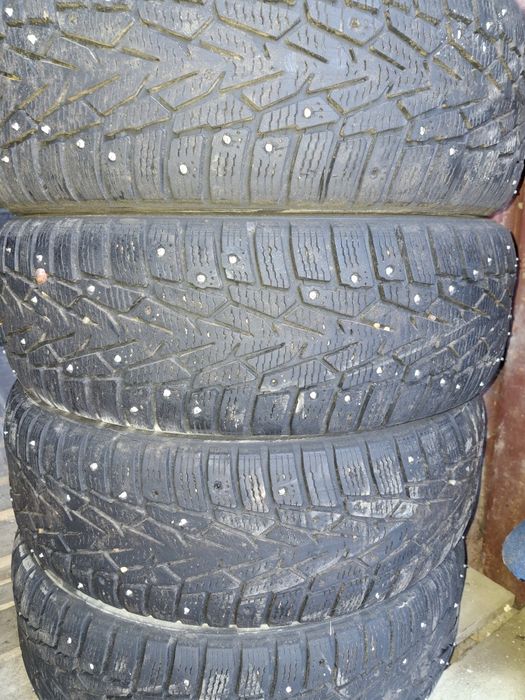 Шины зимние 195/65/15