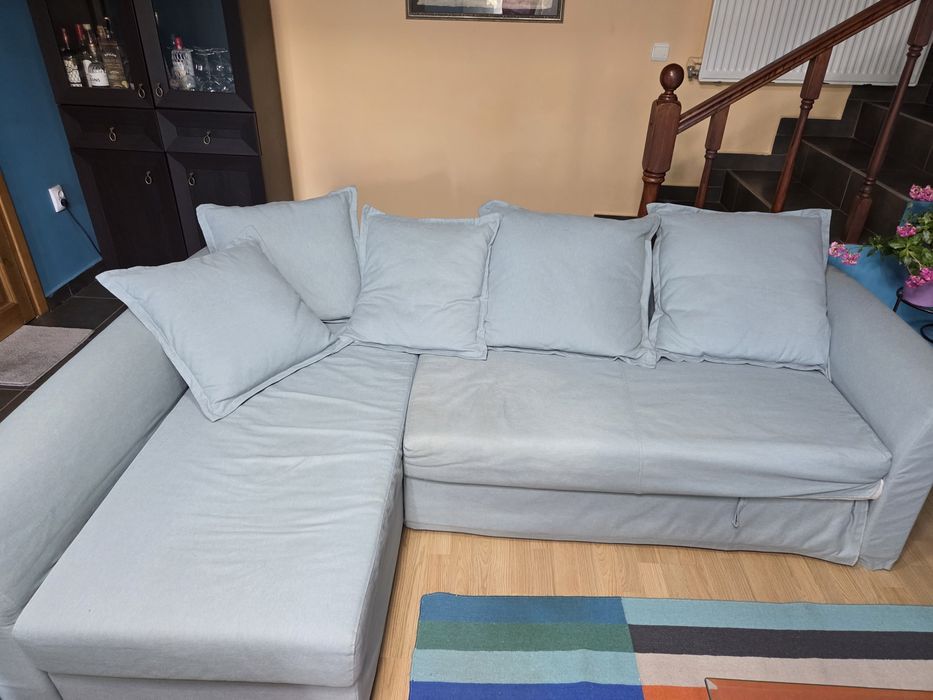 Canapea baby blue  Ikea