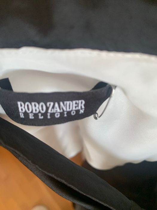 Официална дамска рокля от сатен Bobo Zander