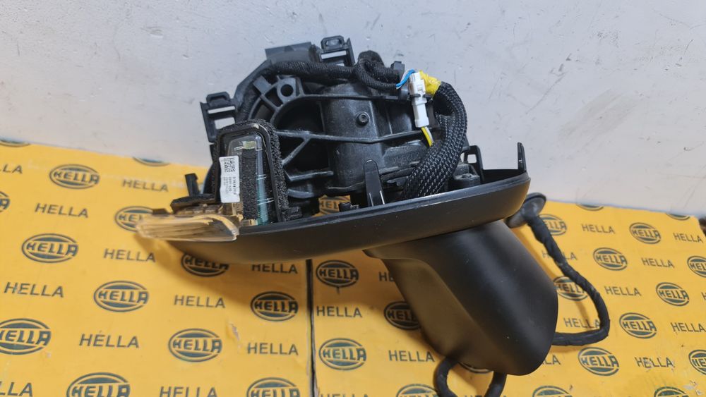 Brat oglinda semnalizare Volvo XC90 XC60 2 II 2019+