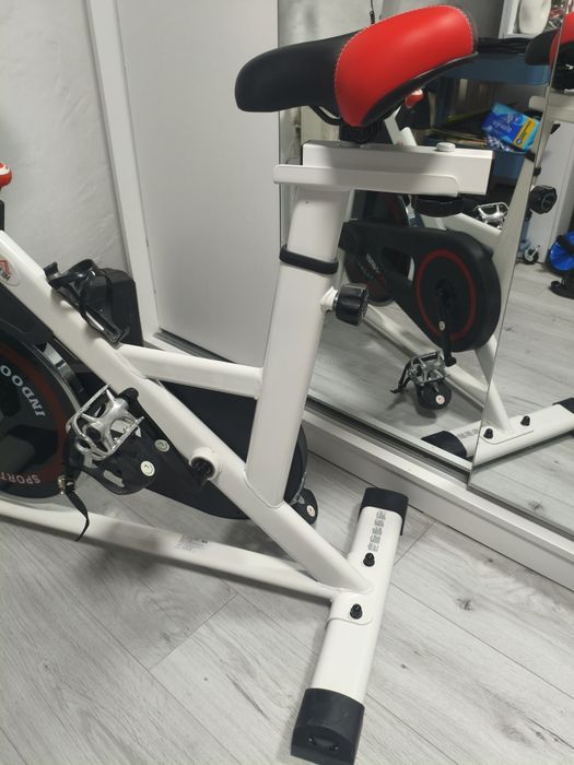 Vând urgent Bicicleta fitness