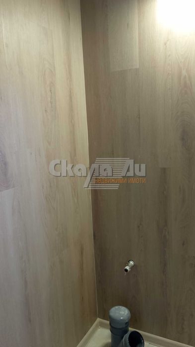 Дава се под наем Офис в София, Илиянци - 200 кв.м за 1600 € - Снимка #9