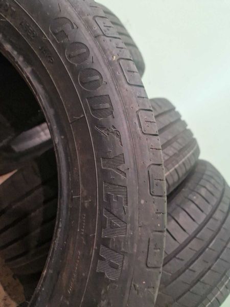 4 Goodyear R18 215/55/ 
нови летни гуми DOT2421