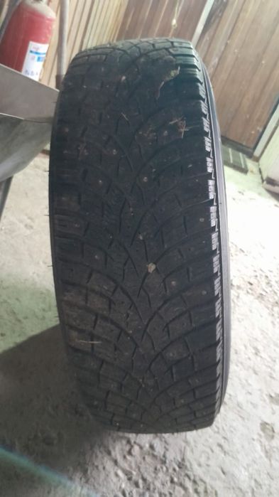 Зимние шины 215/65/R16