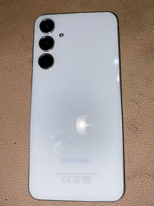 Samsung A55 5G telefon sotiladi