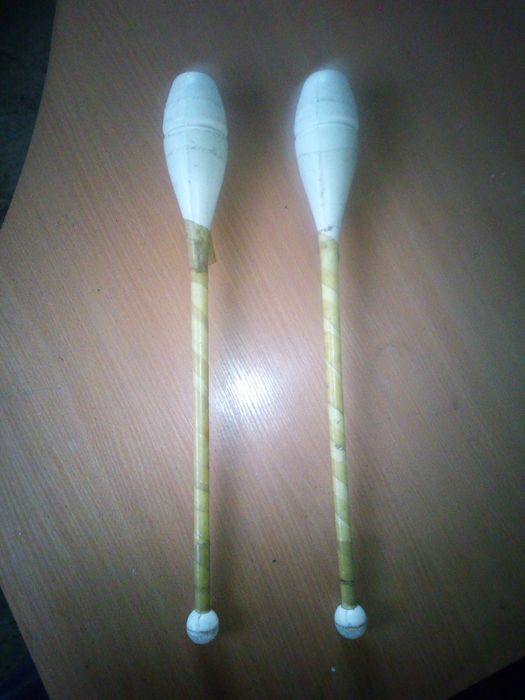 Продам гимнастические булавы
