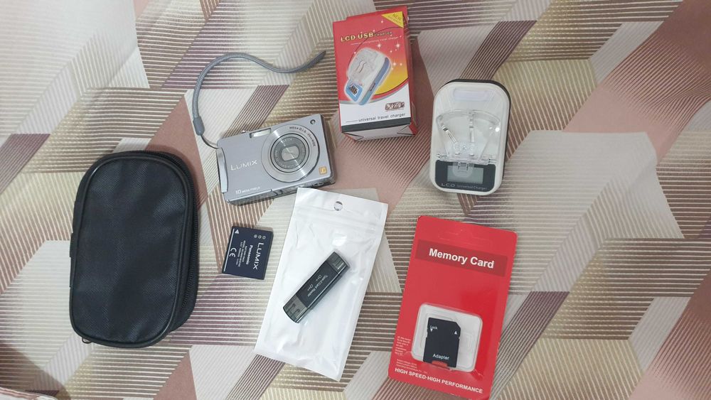 Panasonic Lumix  DMC-FX550 - 10.1 mPx