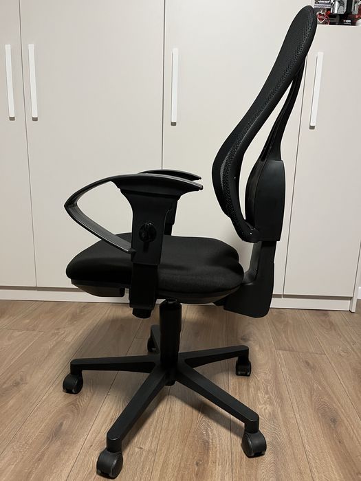 Офис стол Open Point SY - черен