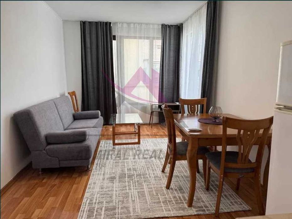 Дава се под наем Двустаен апартамент в Варна, Левски - 67 кв.м за 486 € - Снимка #1