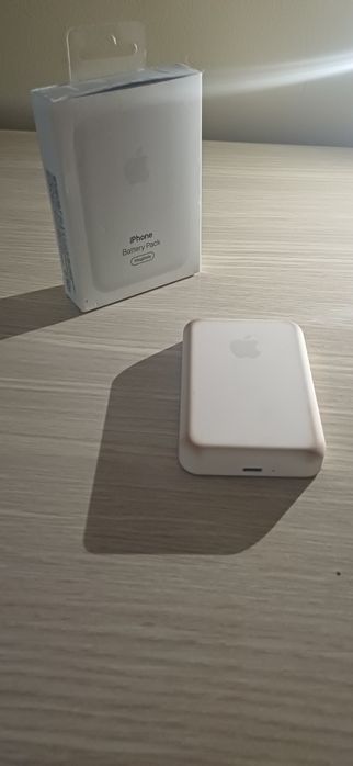 Battery pack apple