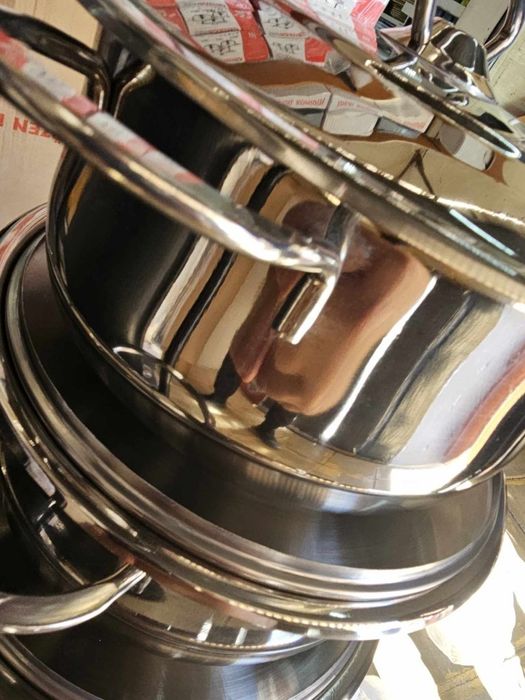 Комплект от три тенджери ИНОКС AREA с турско качество и ТРОЙНО дъно за