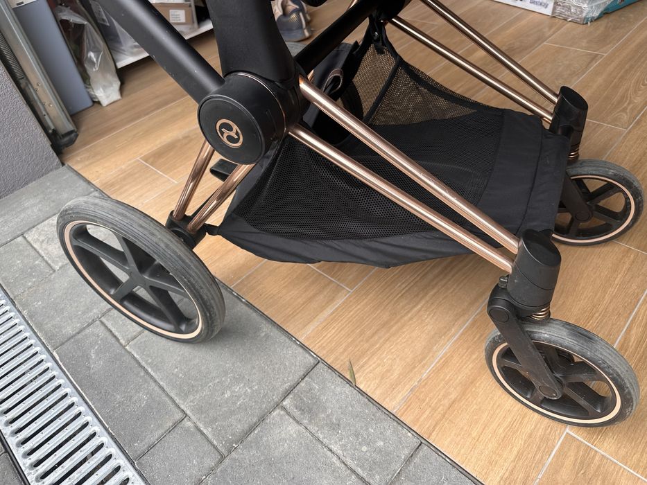 Cybex Platinum Priam 4 – Cadru Rose Gold/Brown + Scaun Sepia Black