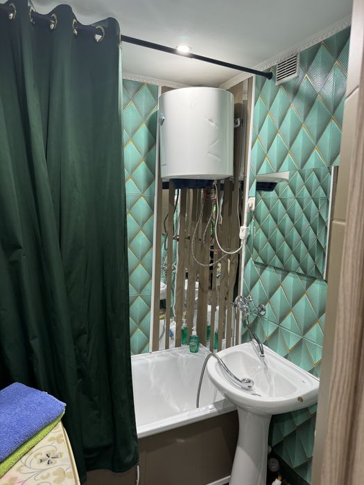 Сдаю  посуточно 1 ком квартиру