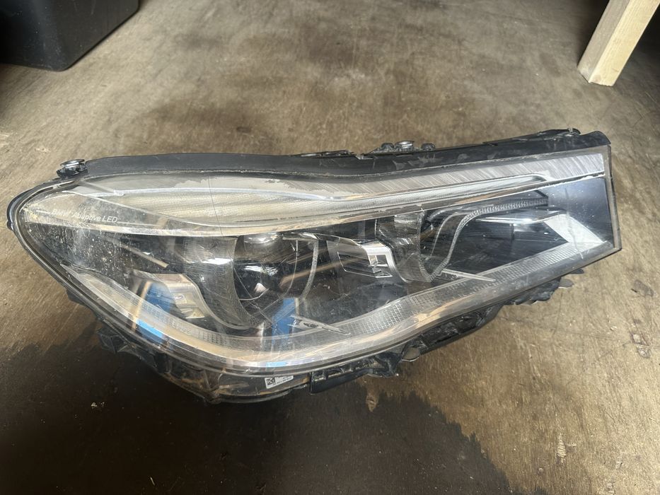 Far BMW G11 G12 seria 7 dreapta Adaptive led 8499230 - droser 8491414 - cu defect