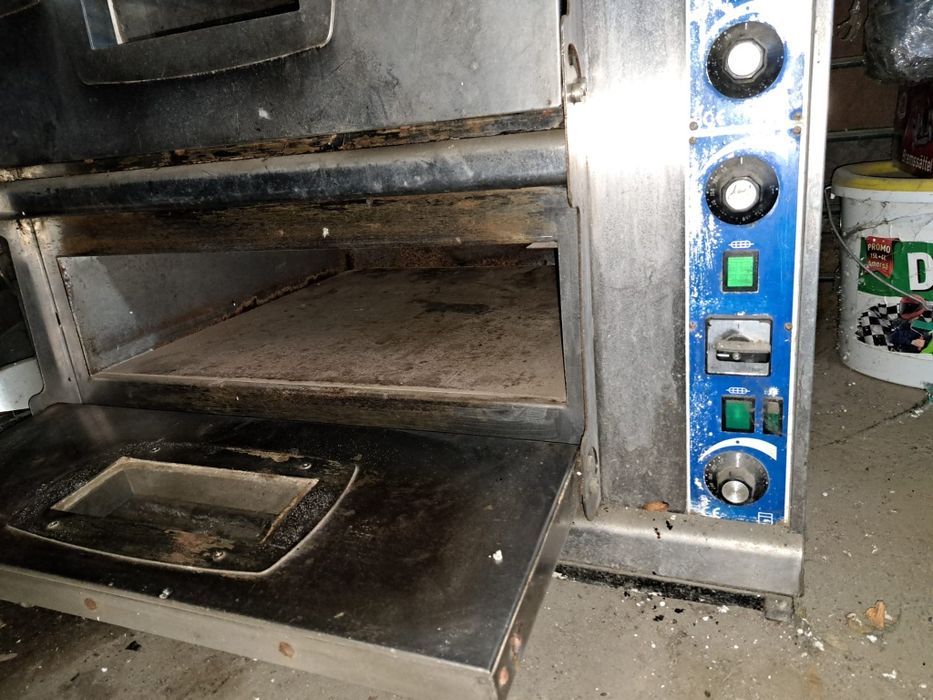 Cuptor Pizza Trifazic