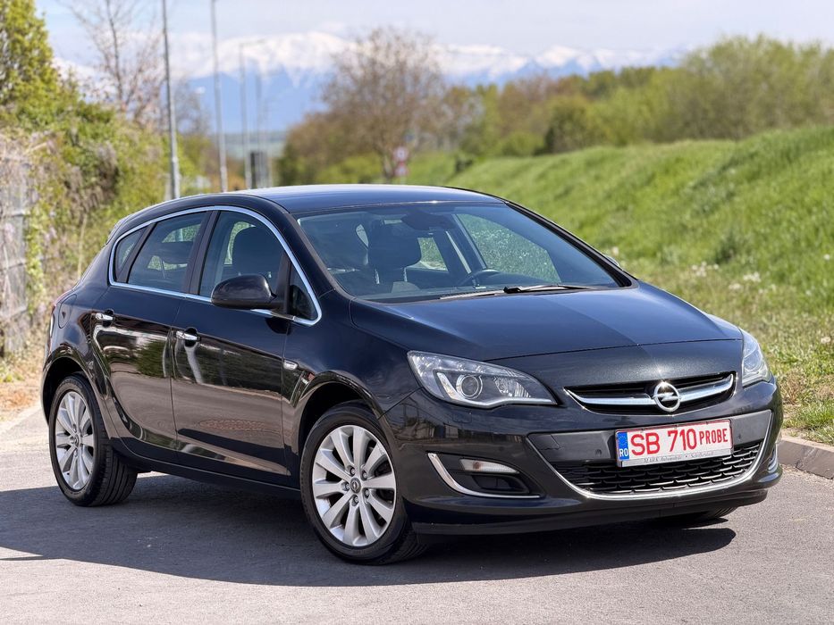 Opel Astra Xenon / Navi / Camera / Incalzire / Perla