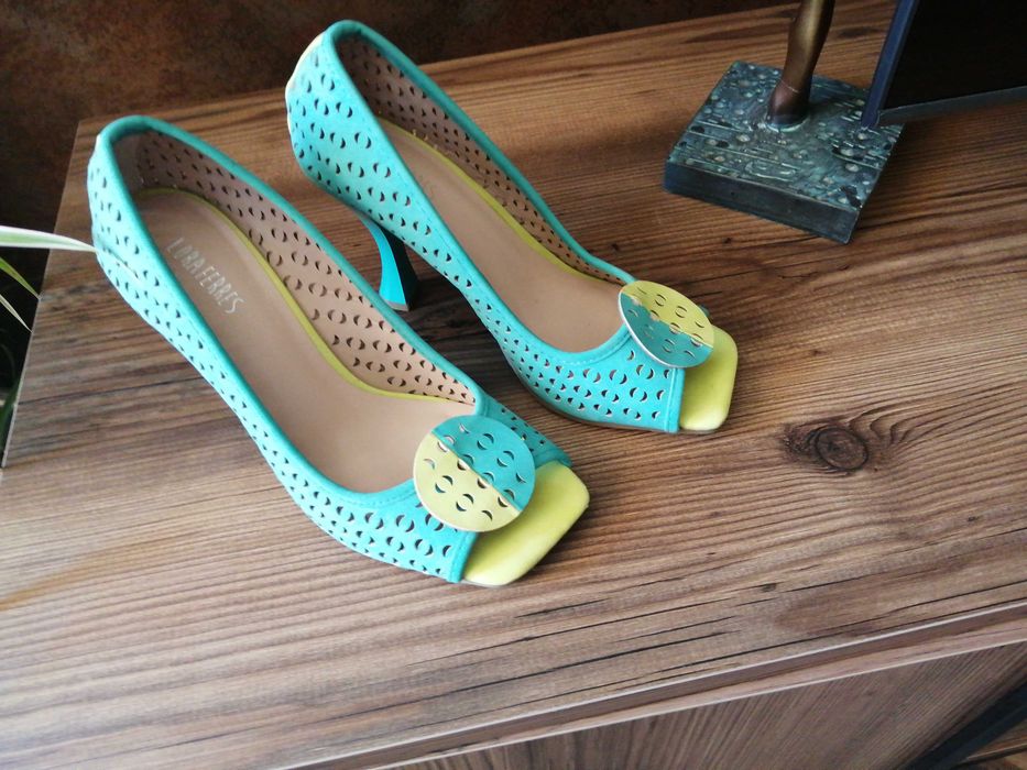 Елегантни обувки 37 номер