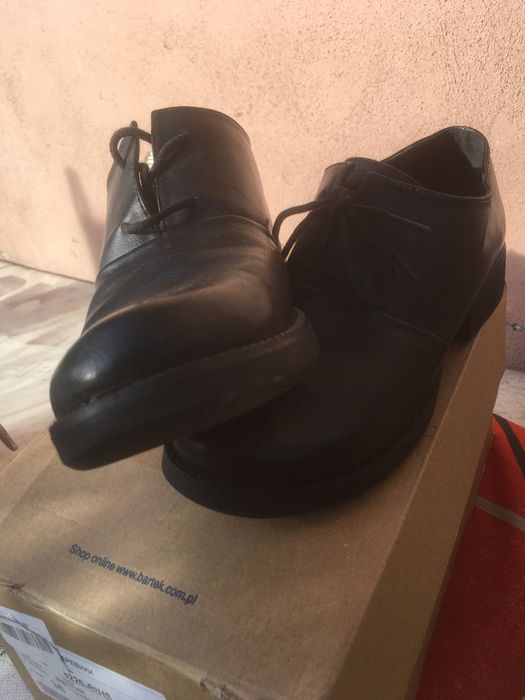 Pantofi de piele naturală