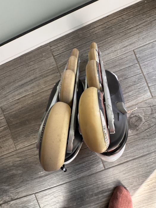 Patine cu rotile (role) Head