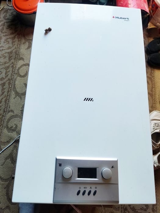 Продам газовый котел на запчасти