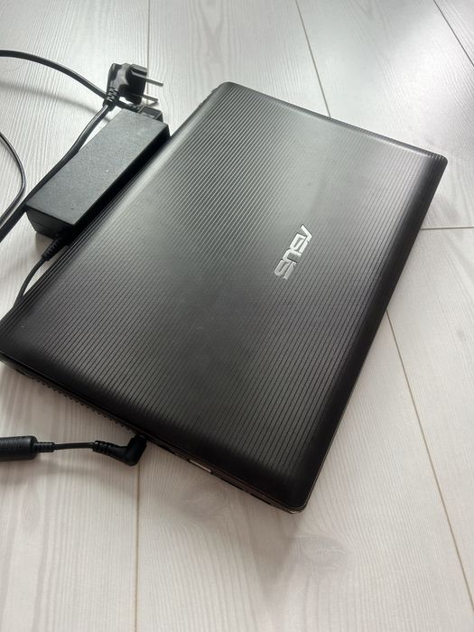 Ноутбук ASUS - 170 000 тг