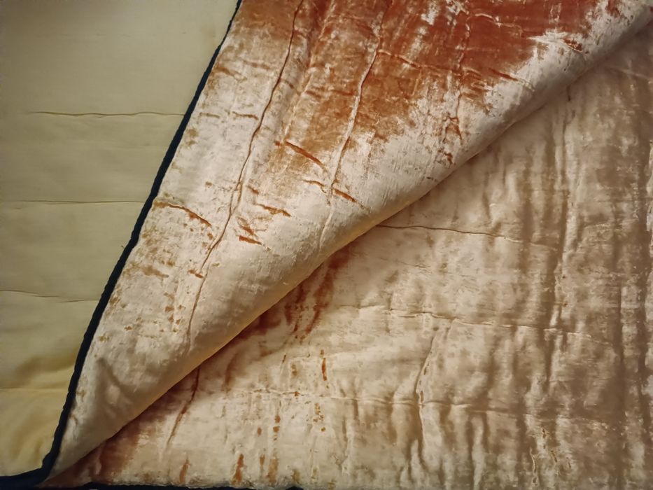 Курпа сотилади енги