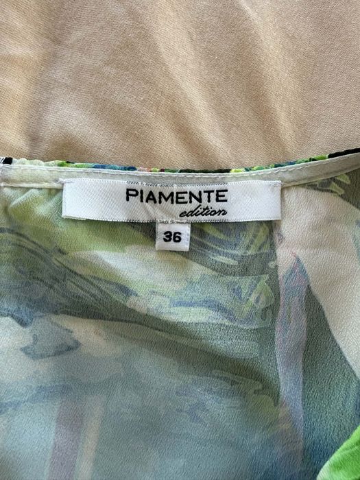 Зелена блуза с къс ръкав