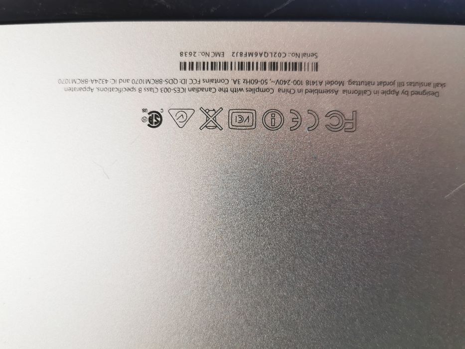 iMac  A1418  ecran 21.5 inch, i5 1TB HDD cu Windows 10 sau MacOs