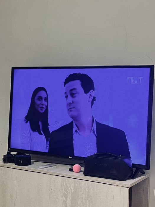 Продаю телевизор lg