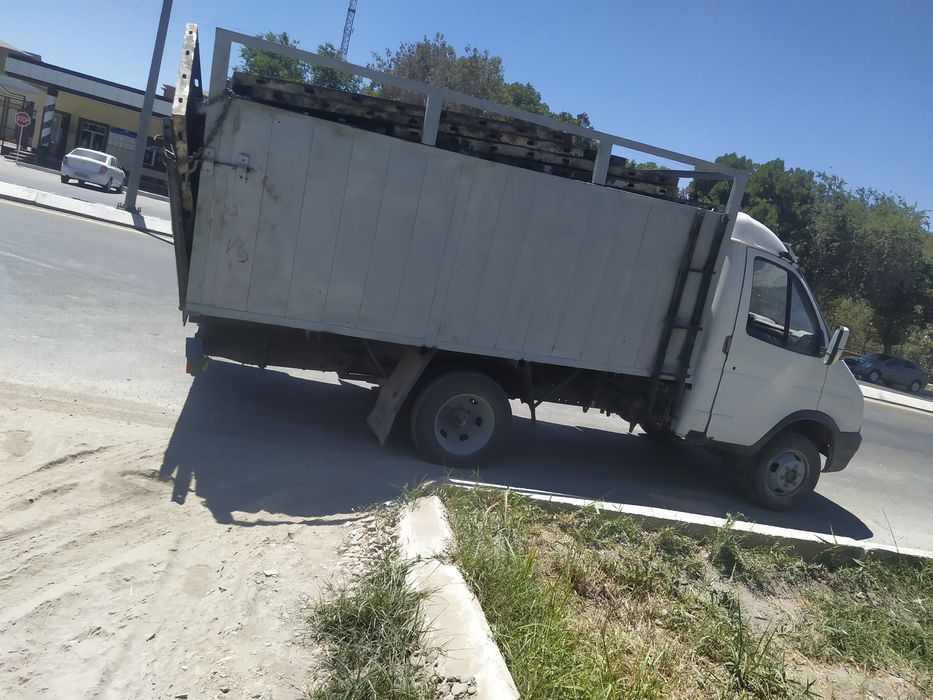 Газель борти сотилади