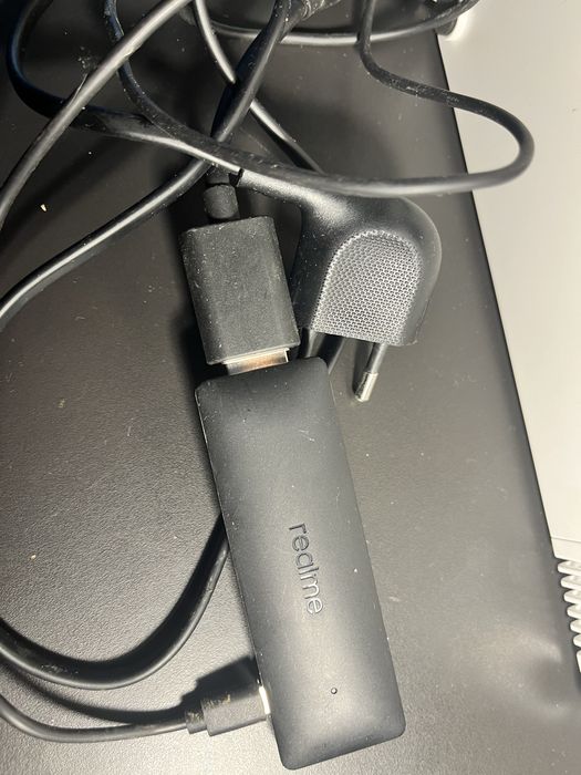 Videoproiector Leisure 470 + cadou stick realme RMV 2106