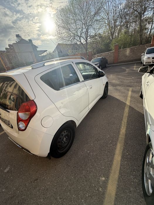 Sotiladi Spark 2014 avtomat , Продается спарк автамат 1 матор