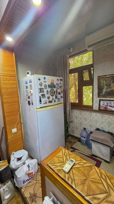 Продам чиланзар 10.  Двух комнатная