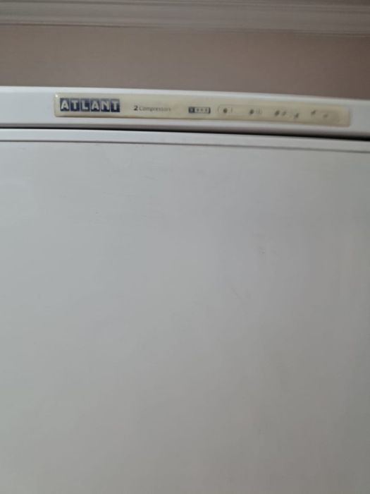 Продам холодильник Атлант