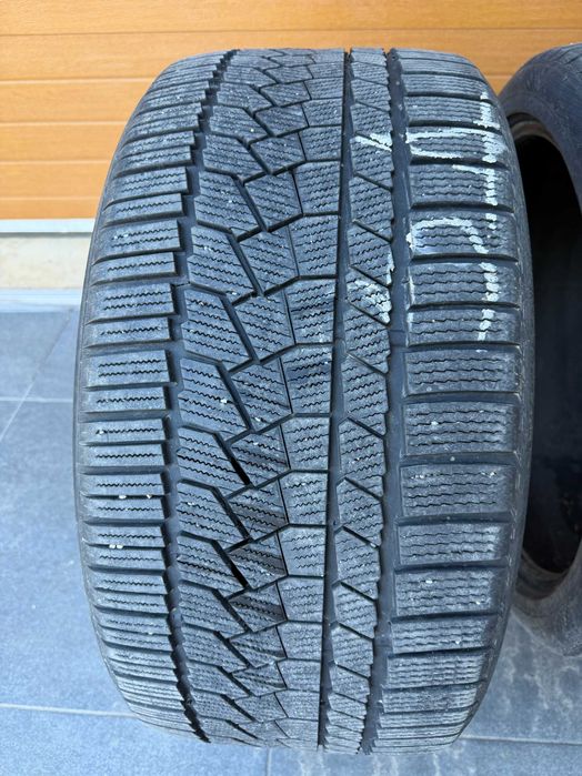 Зимни гуми Continental 285/35/22 супер запазени - 3 броя