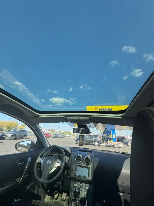 Nissan qashqai +2 2009