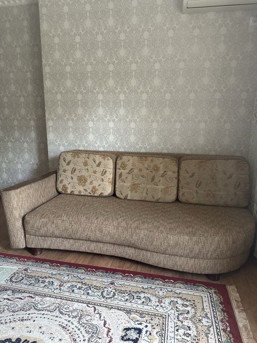 Диван сатылады. Белоруссия. Жағдайы жақсы