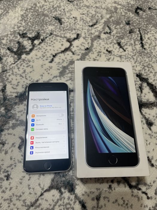 Айфон se 2020 / iphone se