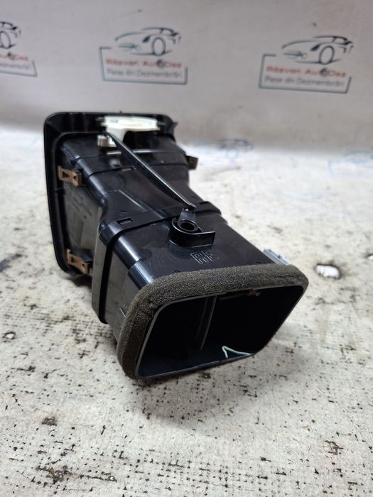 Grila ventilatie dreapta  Volkswagen Sharan 2.0 Motorina 2012