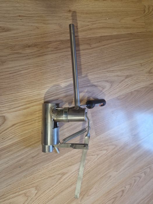 Сублиматор за оксалова киселина за лечение на вароатоза при пчели