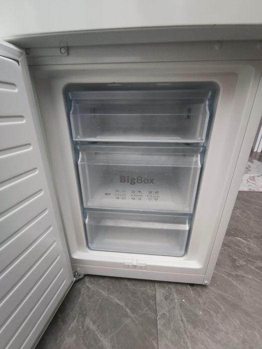 Продам холодильник Bosch