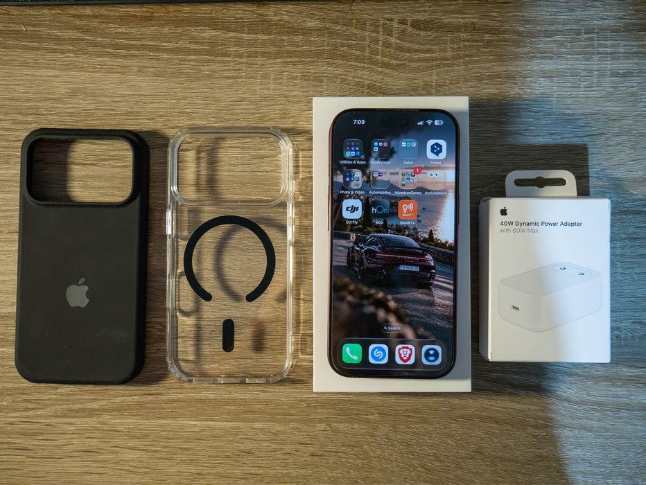 Iphone 18 Pro Burgundy 512gb използван много малко