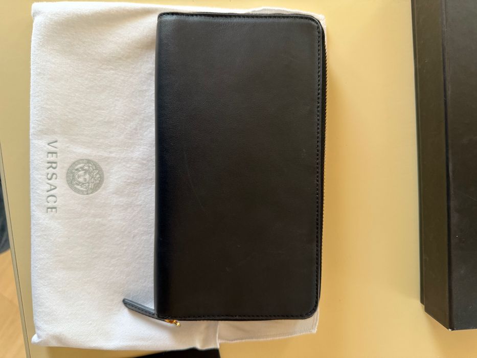 Versace Virtus чисто ново дамско портмоне
