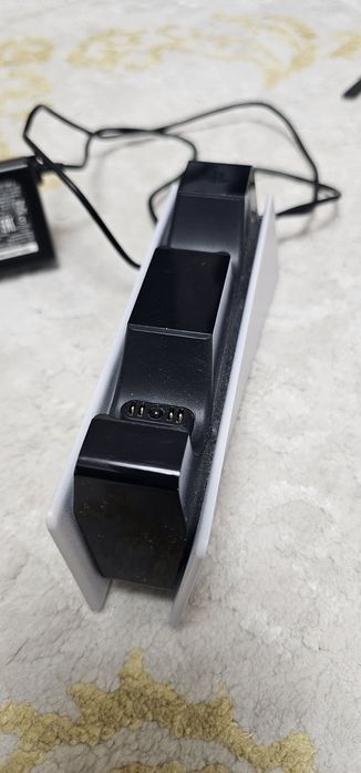 Statie incarcare controllrr dualsense ps5 ,dual charging dock ps5 dualsense