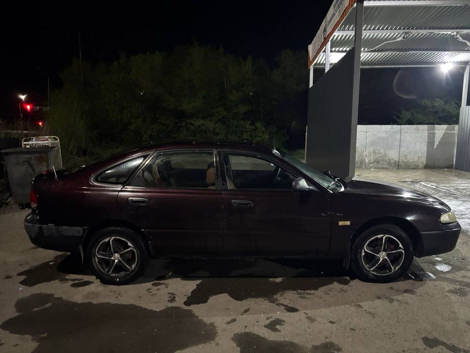 Продаю Mazda cronos за 800к