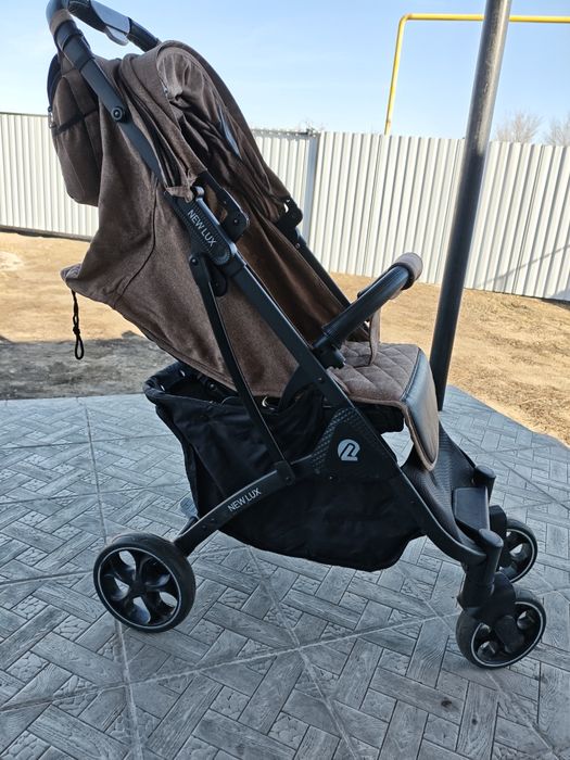 Продам коляску в отличном состоянии