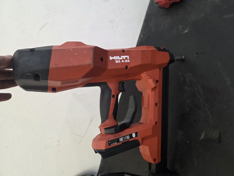Corp Pistol de batut cuie in beton Hilti BX 4 22